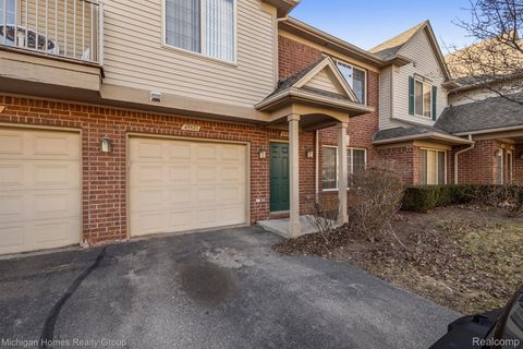 45521 HIDDEN VIEW Utica City MI 48315