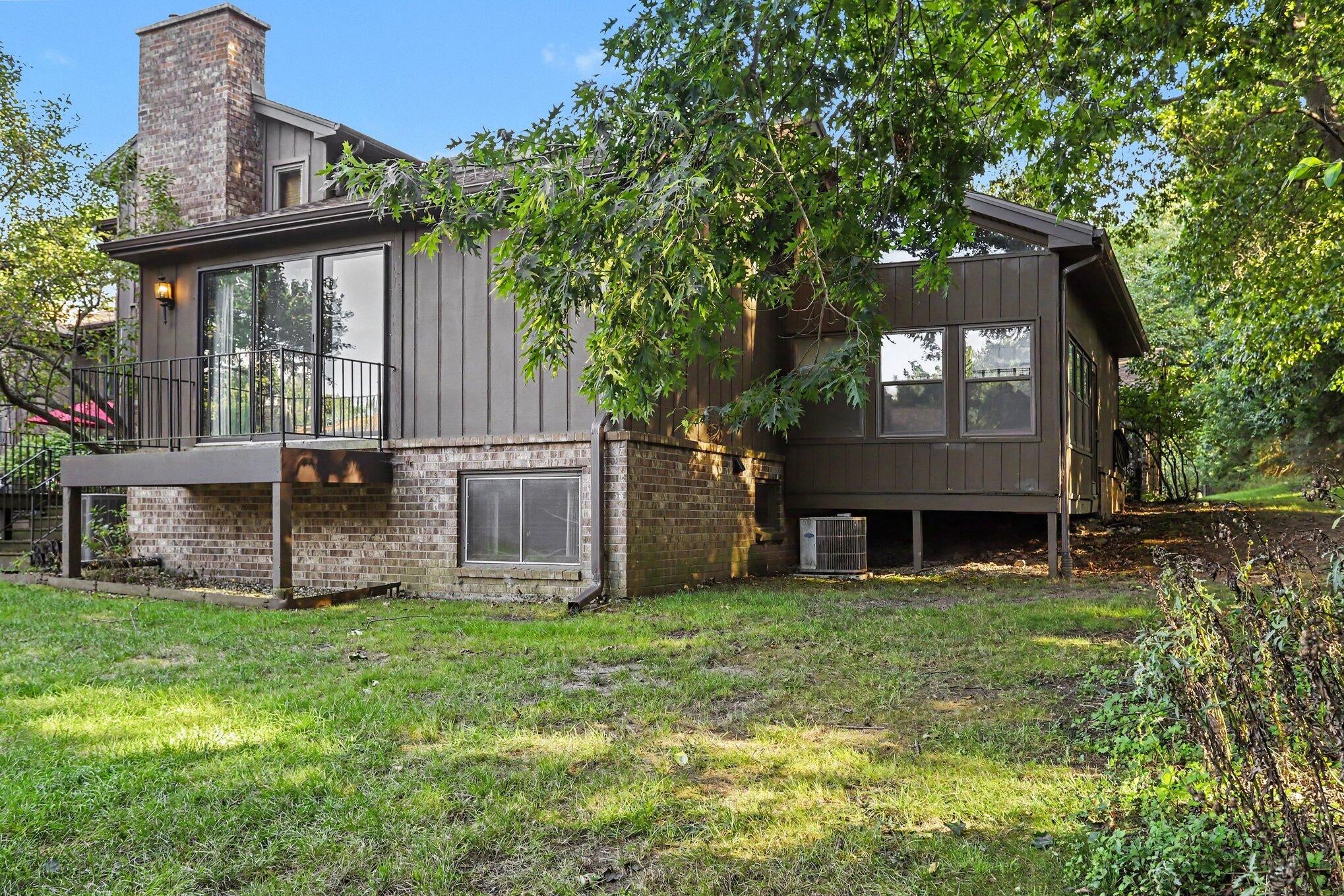 3649 Woodcliff Drive