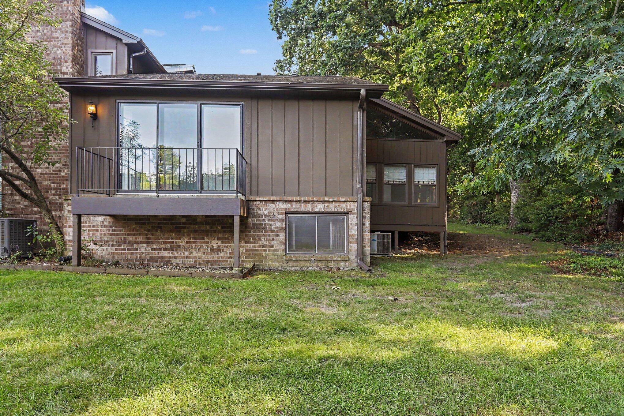 3649 Woodcliff Drive