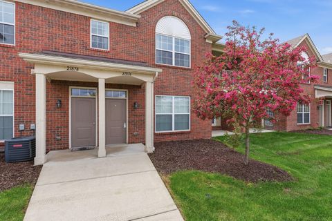 Photo of 21876 Aberdeen Drive, Macomb Township, MI 48402 (MLS # 58050206150)