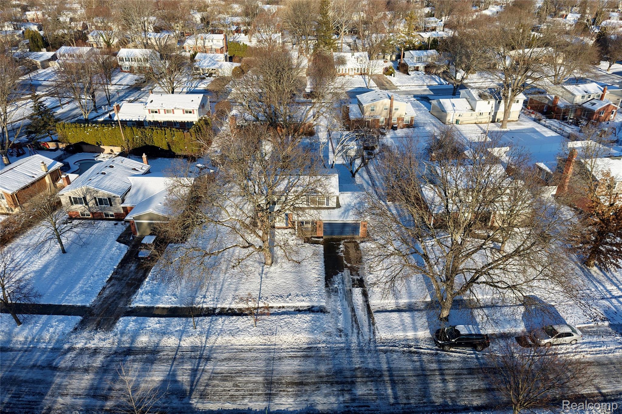 4151 Cambridge Crescent Drive