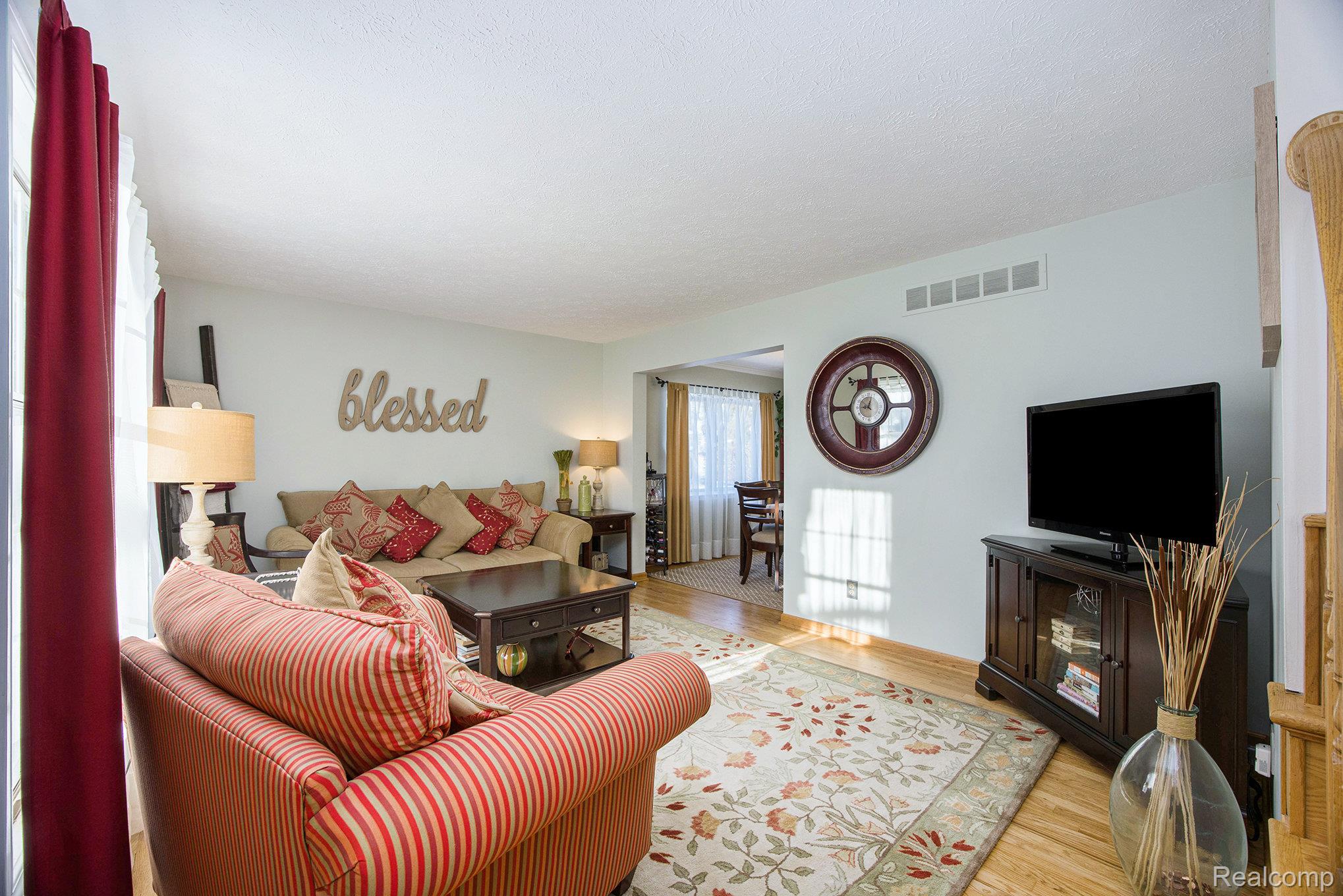 4151 Cambridge Crescent Drive