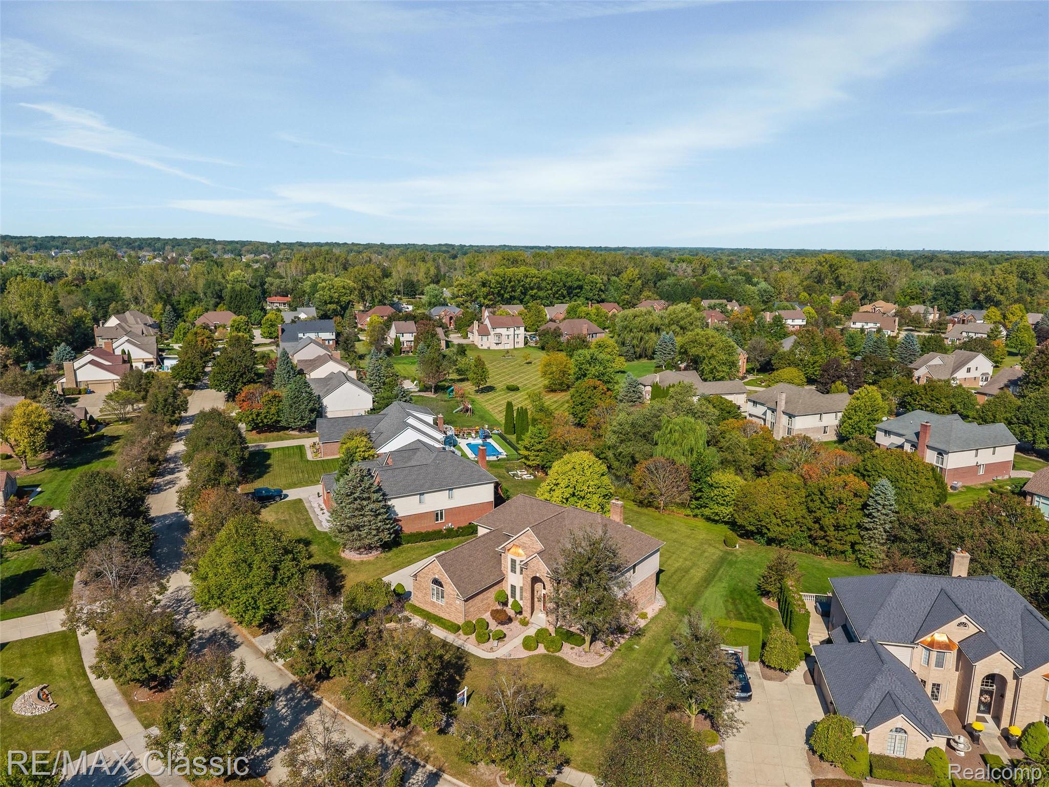 5922 Valley View Drive