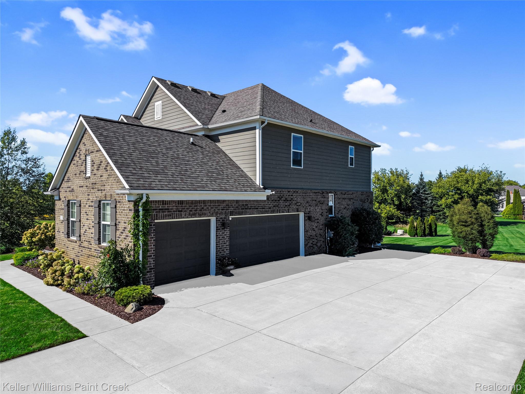 137 Crestview Drive