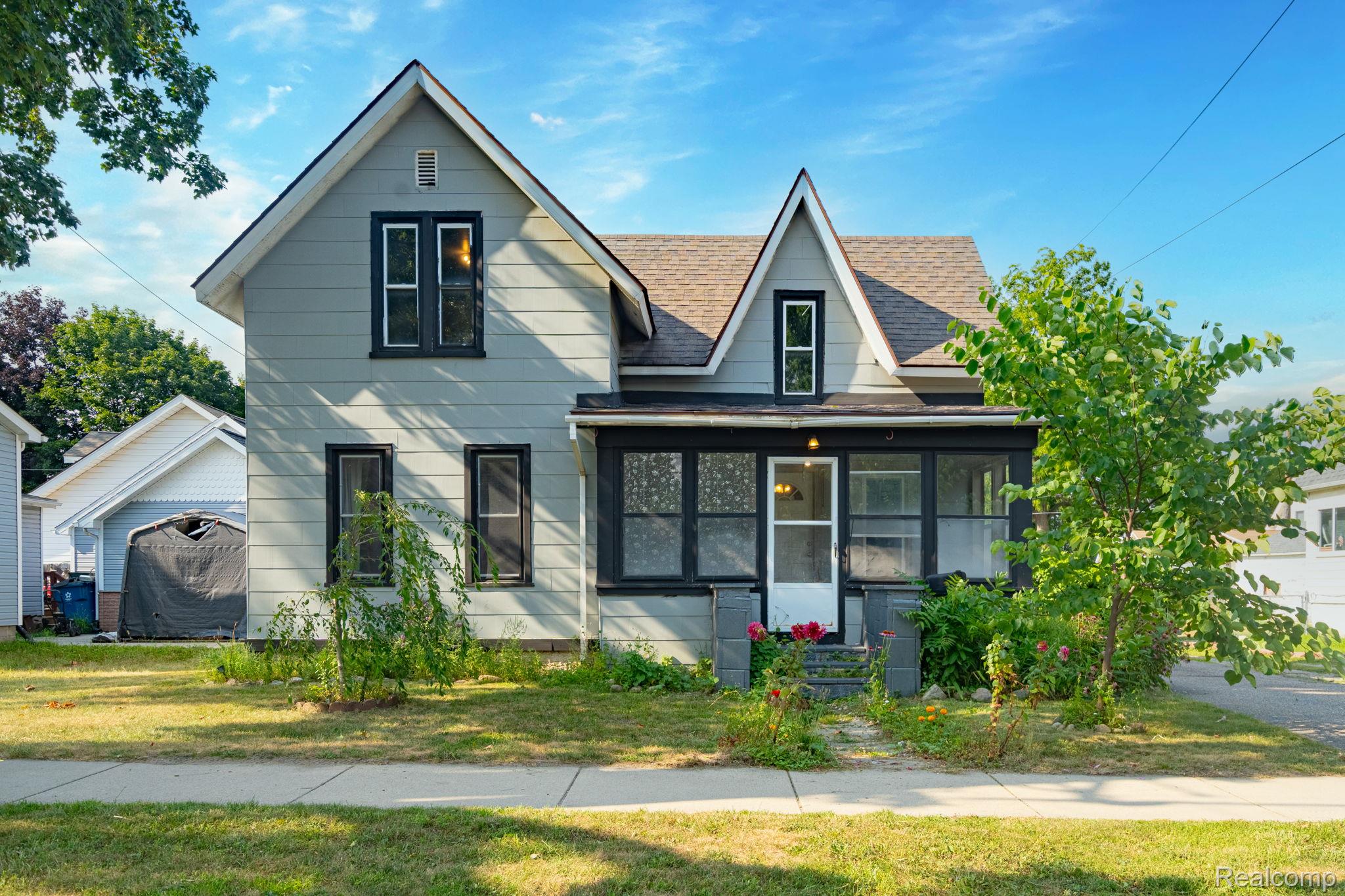 204 Oakland Street