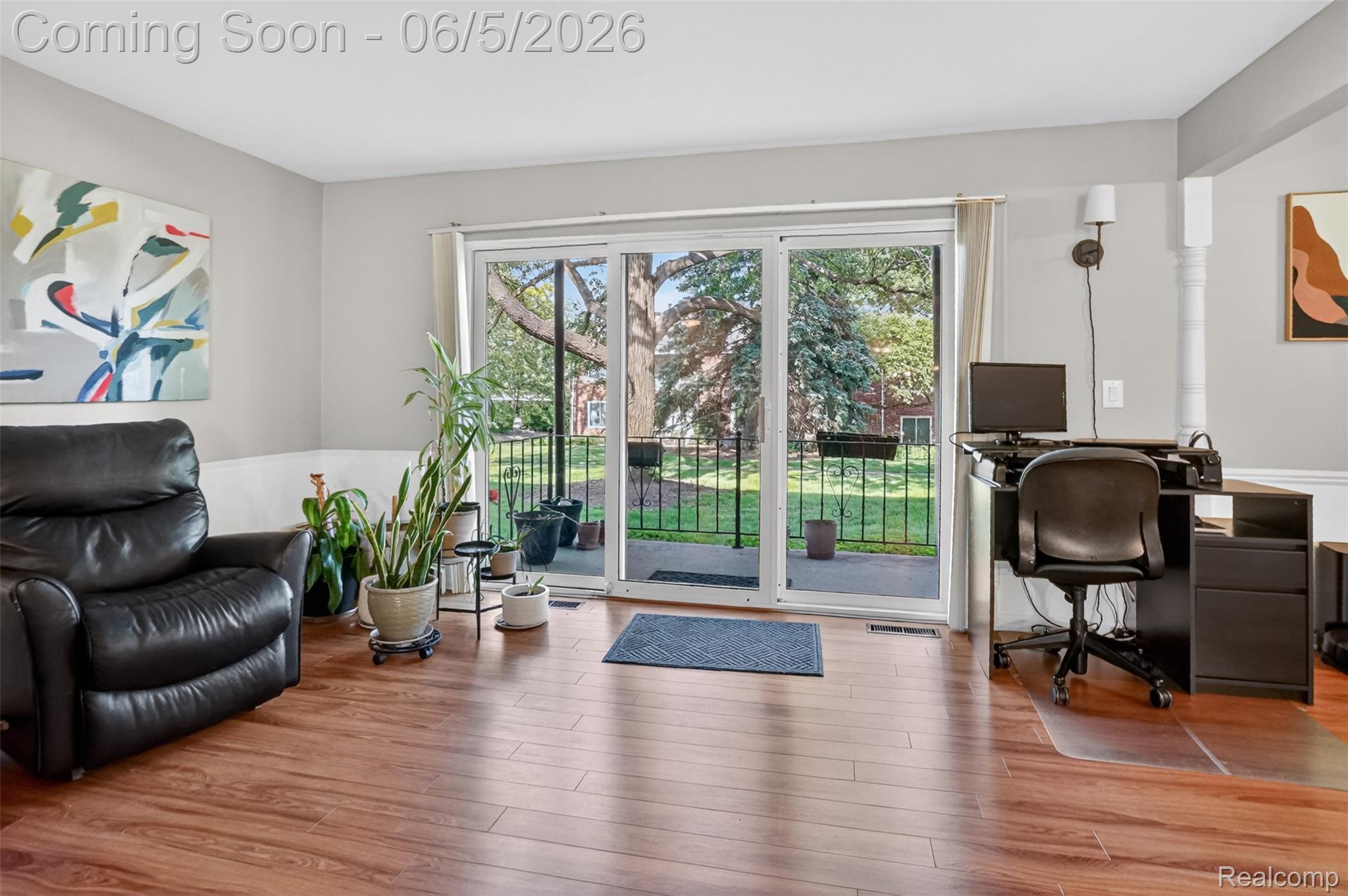 2425 NW Mulberry Square Square 42