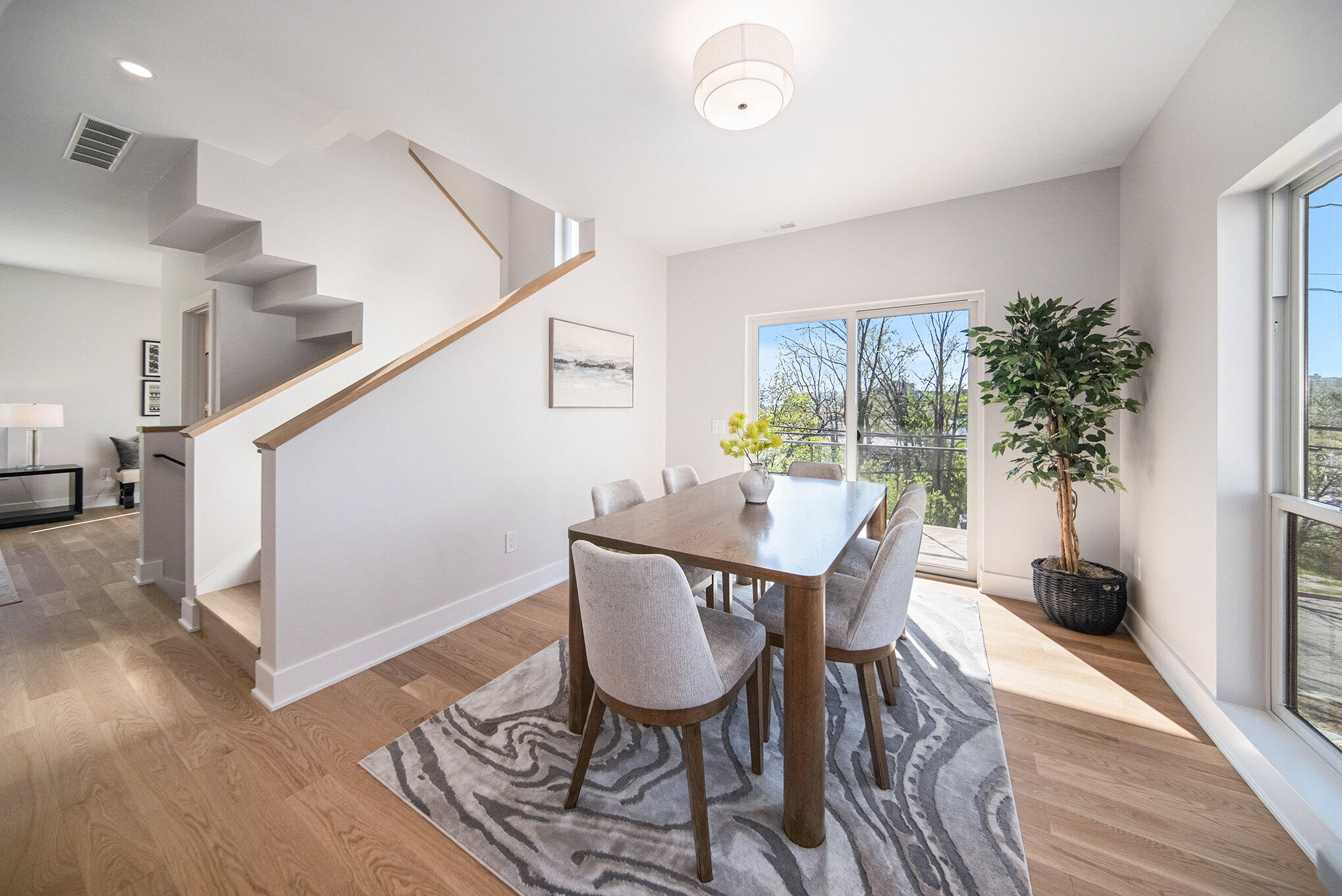 207 Sunset Road
