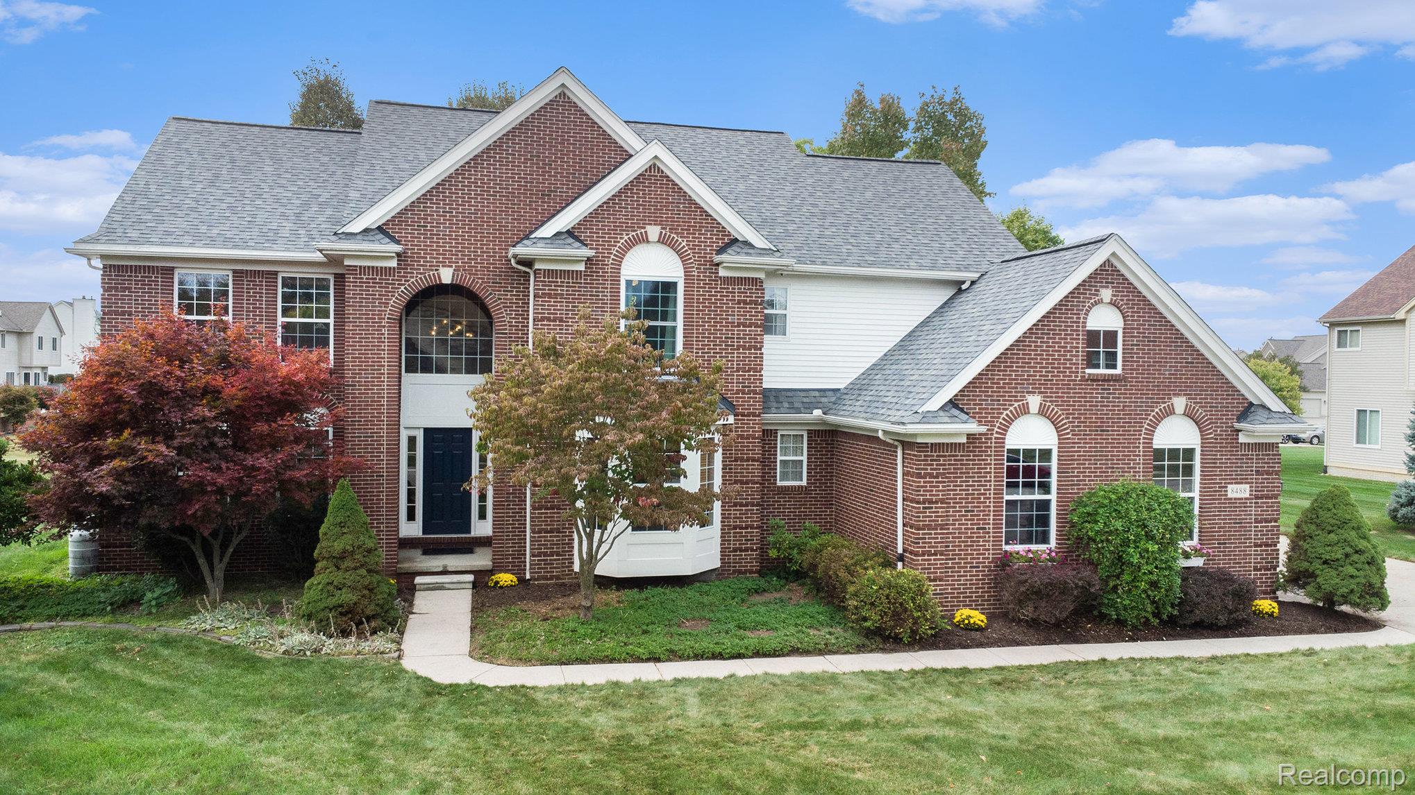 8488 Grand View Drive