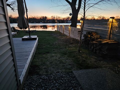 A home in WaterfordCharterTownship_Oakland