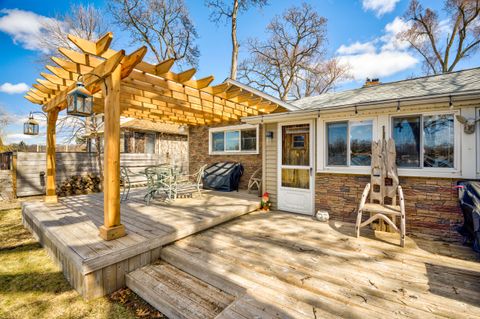 A home in WaterfordCharterTownship_Oakland