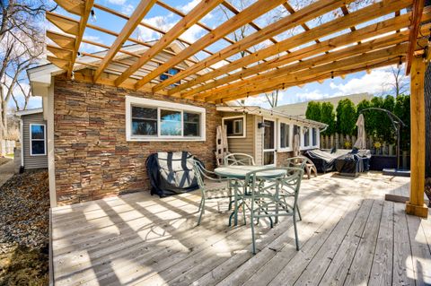 A home in WaterfordCharterTownship_Oakland
