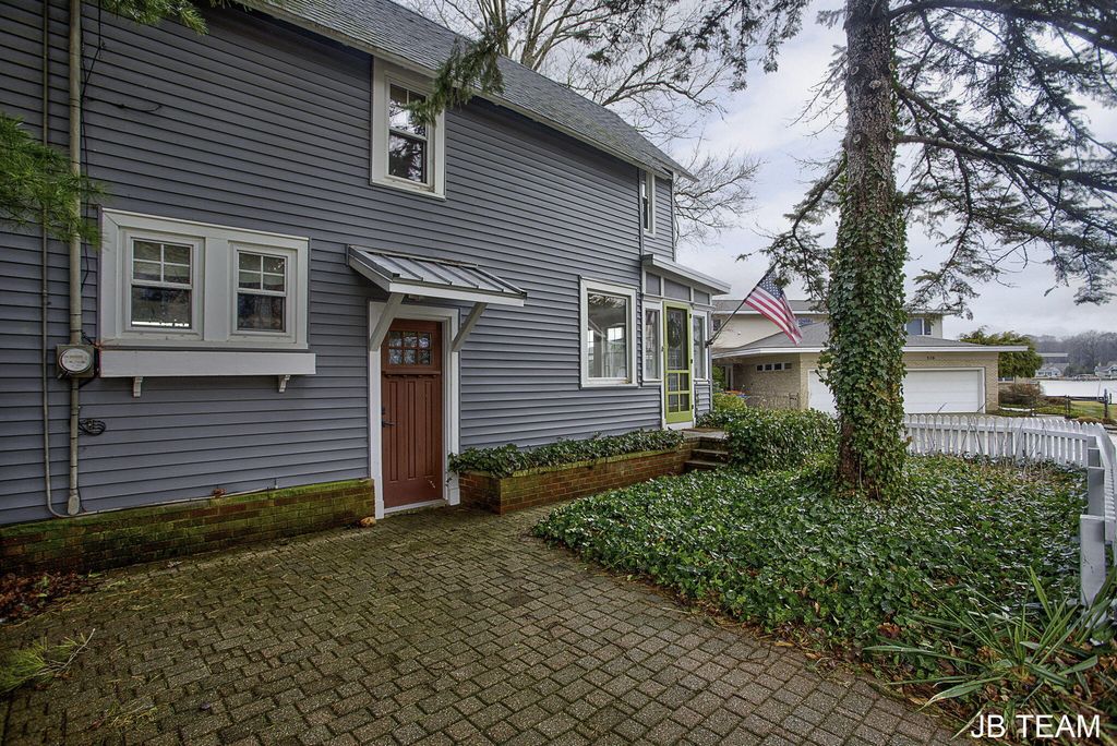 listing image 64