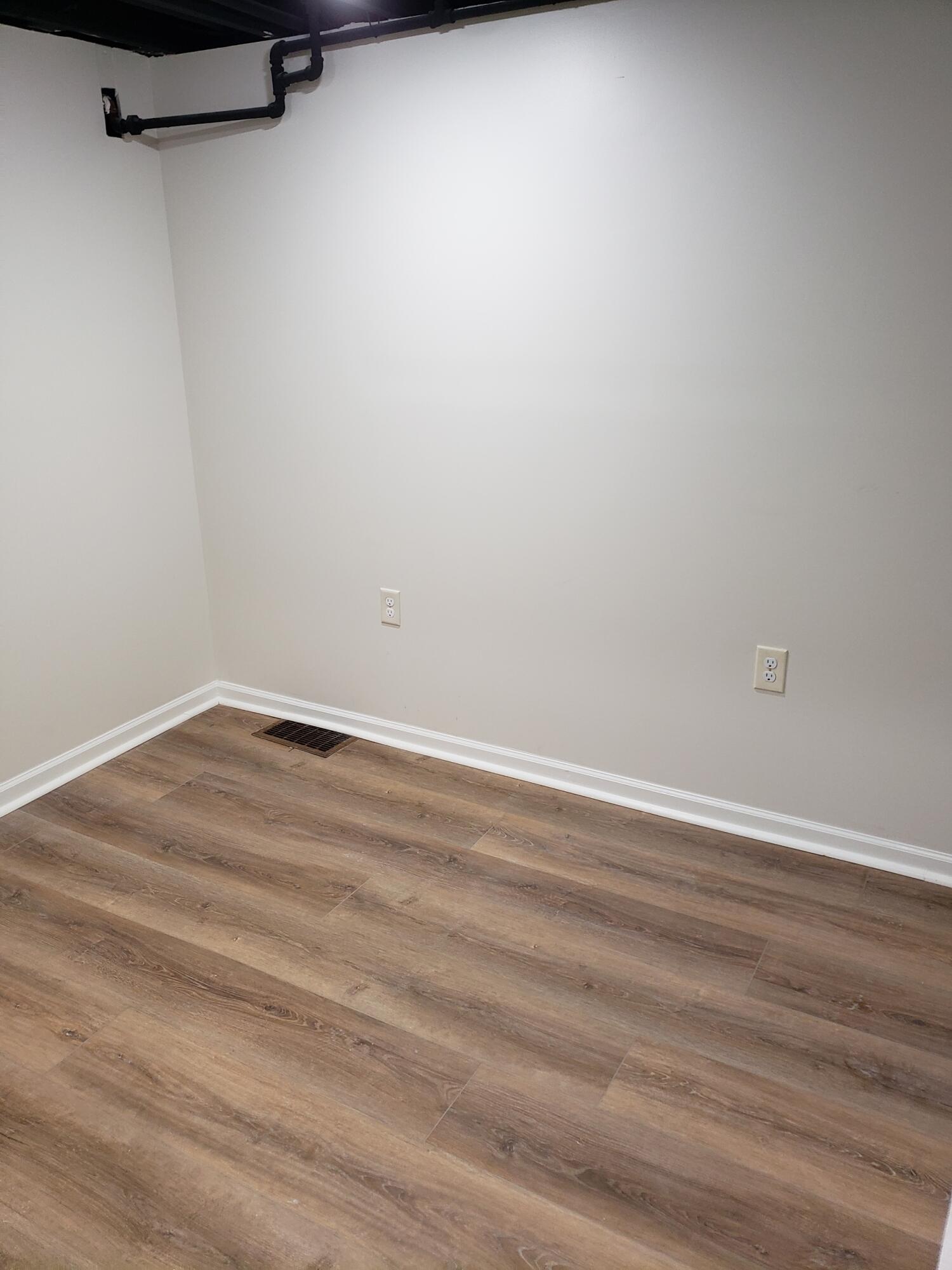 1053 Pine Tree Drive