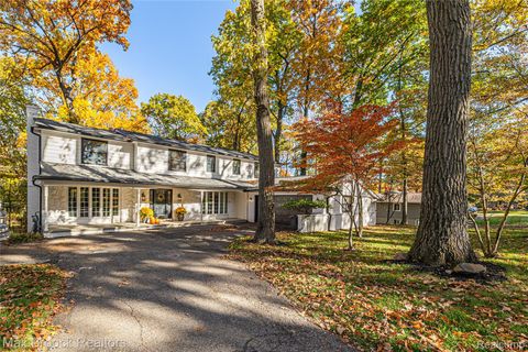 433 Whippers In Court Bloomfield Hills City MI 48304