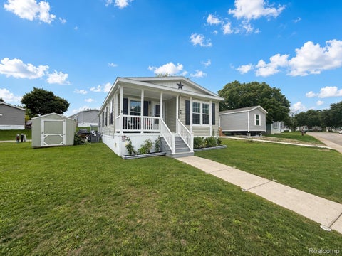Photo of 3 Parakeet Hill Dr, Orion Charter Township, MI 48359 (MLS # 20261079707)