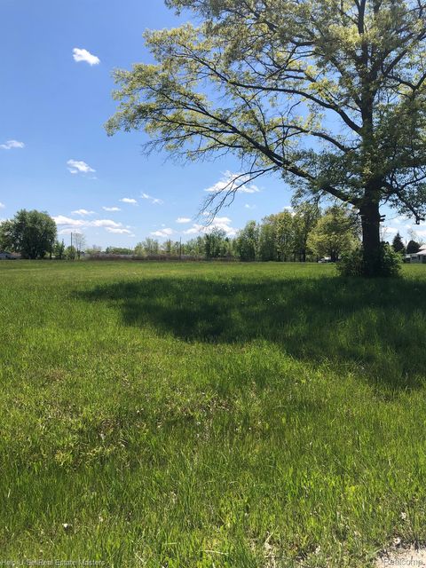 9999 24th Street Port Huron Charter Township MI 48060