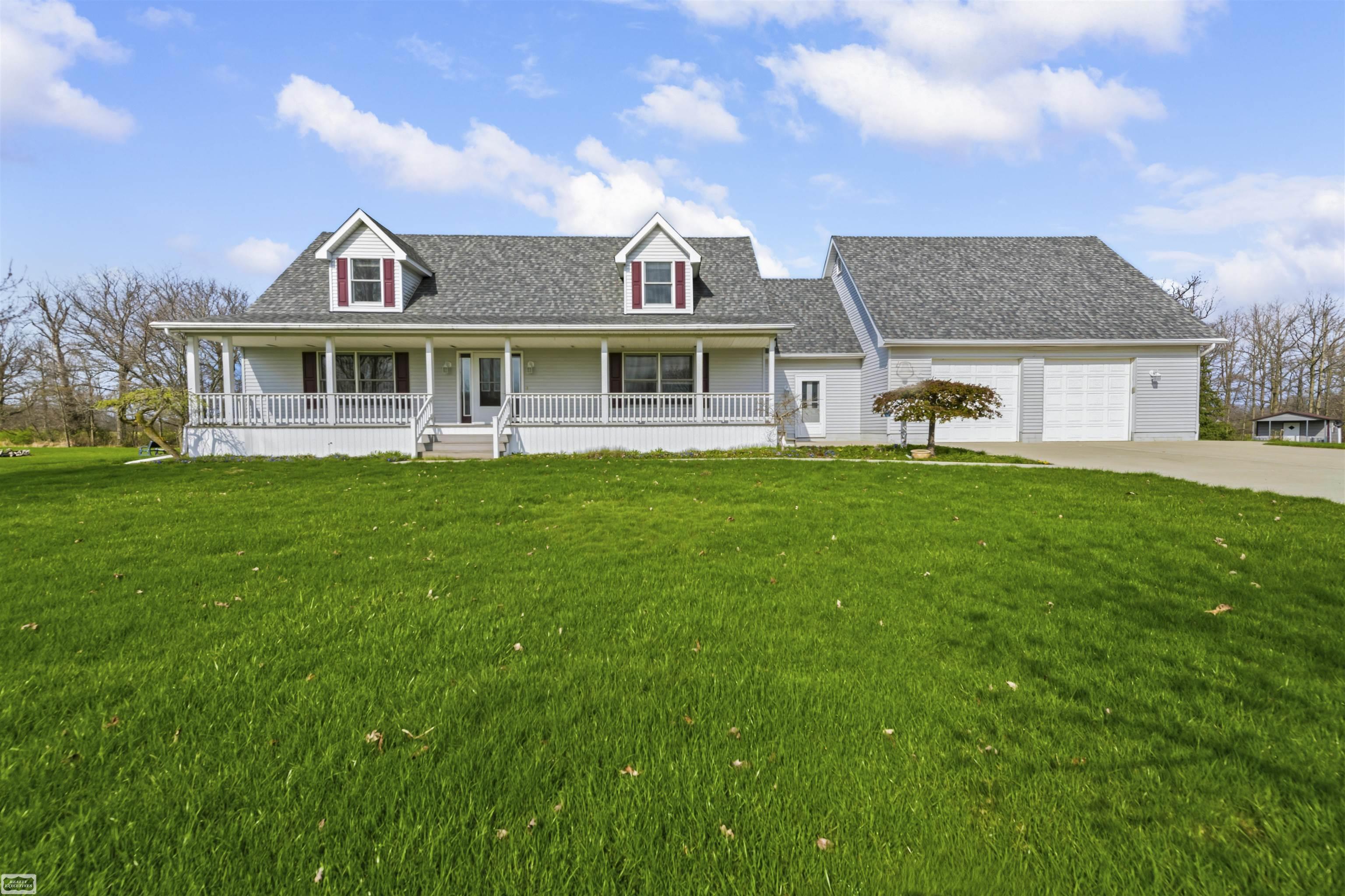 4453 Lone Oak Drive