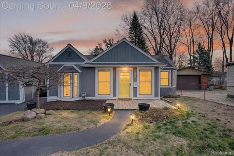 29100 Tawas Street Madison Heights City MI 48071