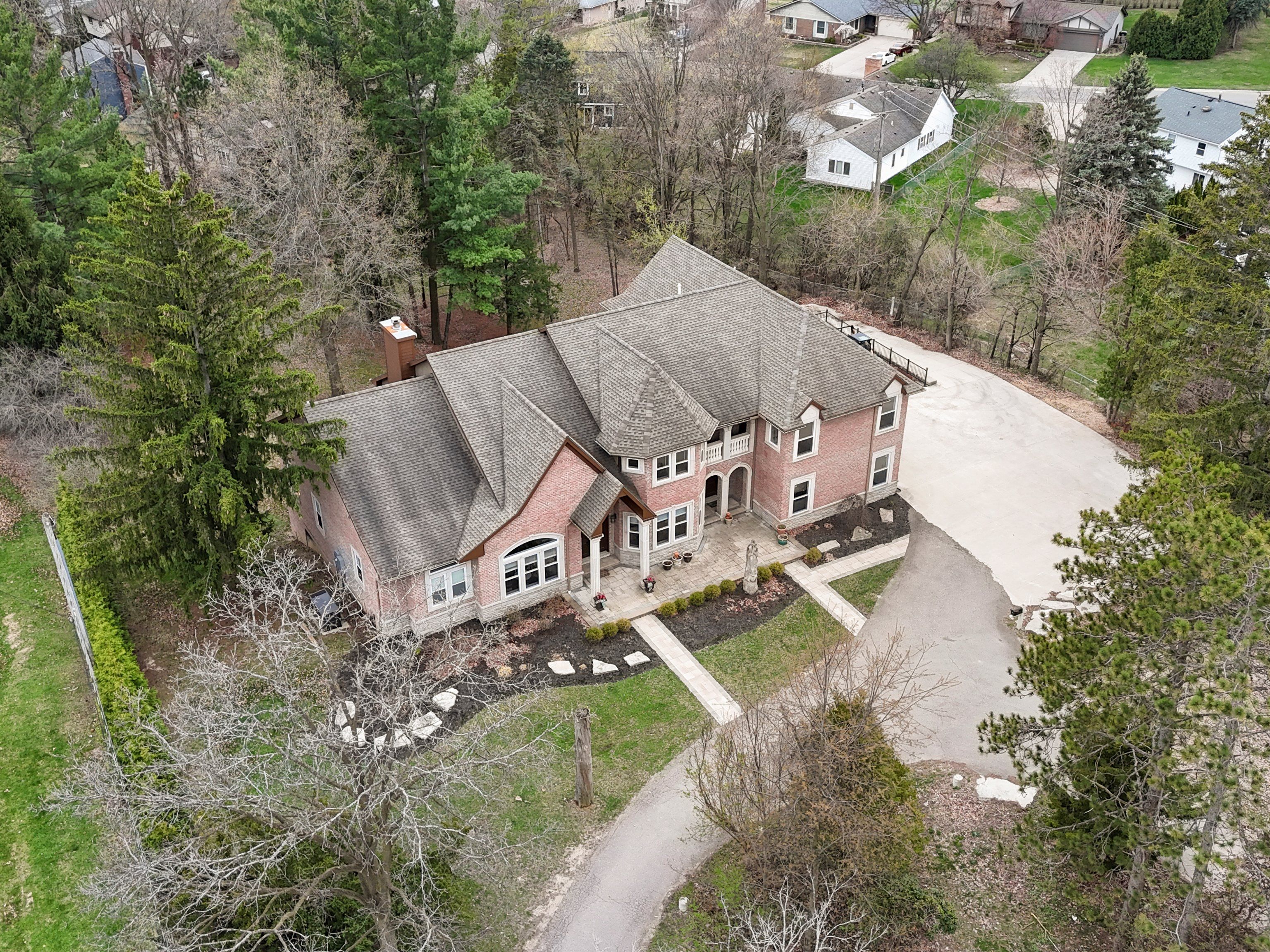 41901 8 MILE Road