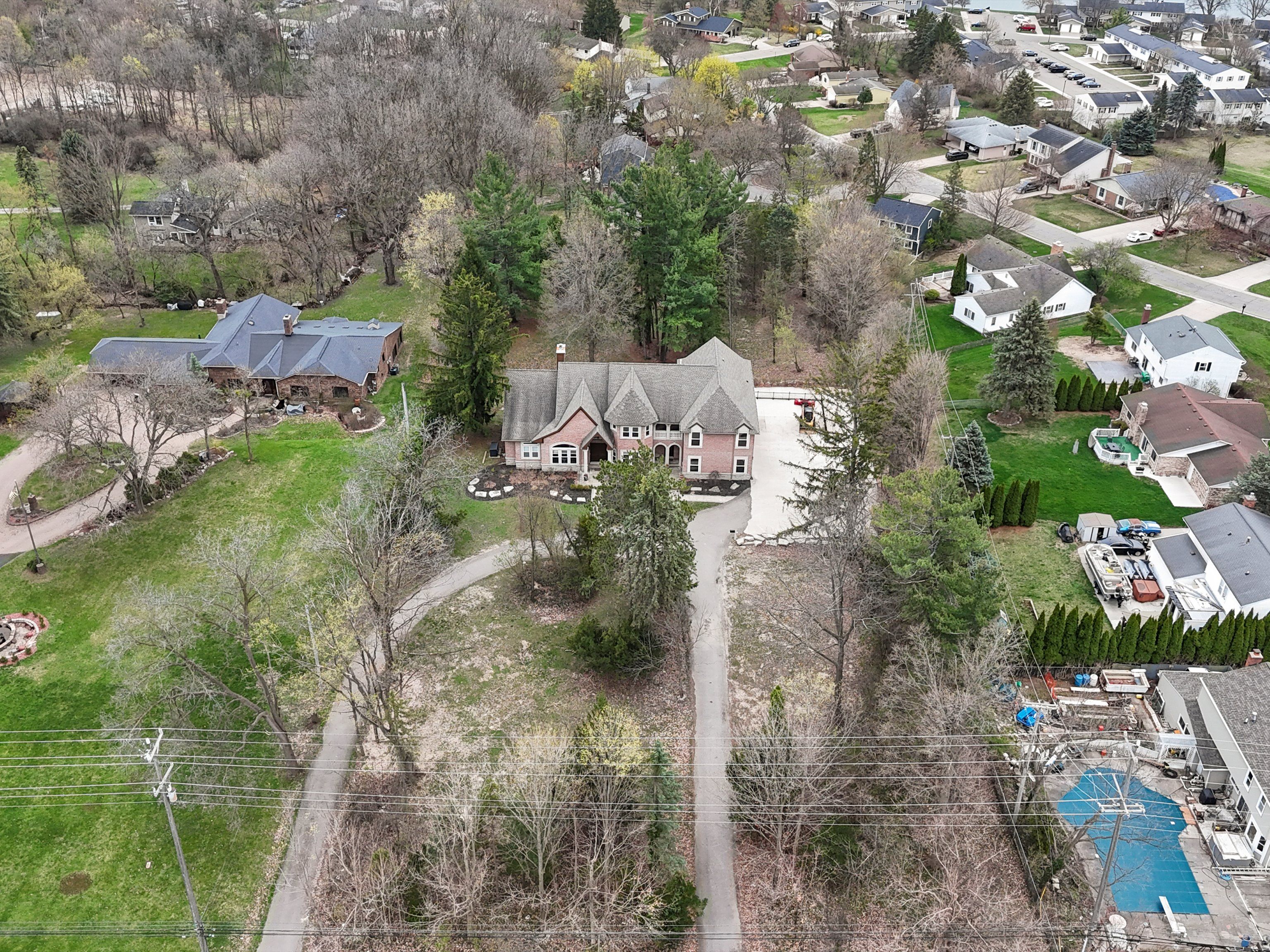 41901 8 MILE Road
