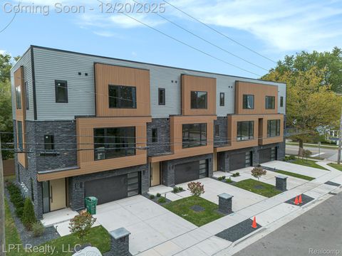 525 Walnut Street Brighton City MI 48116