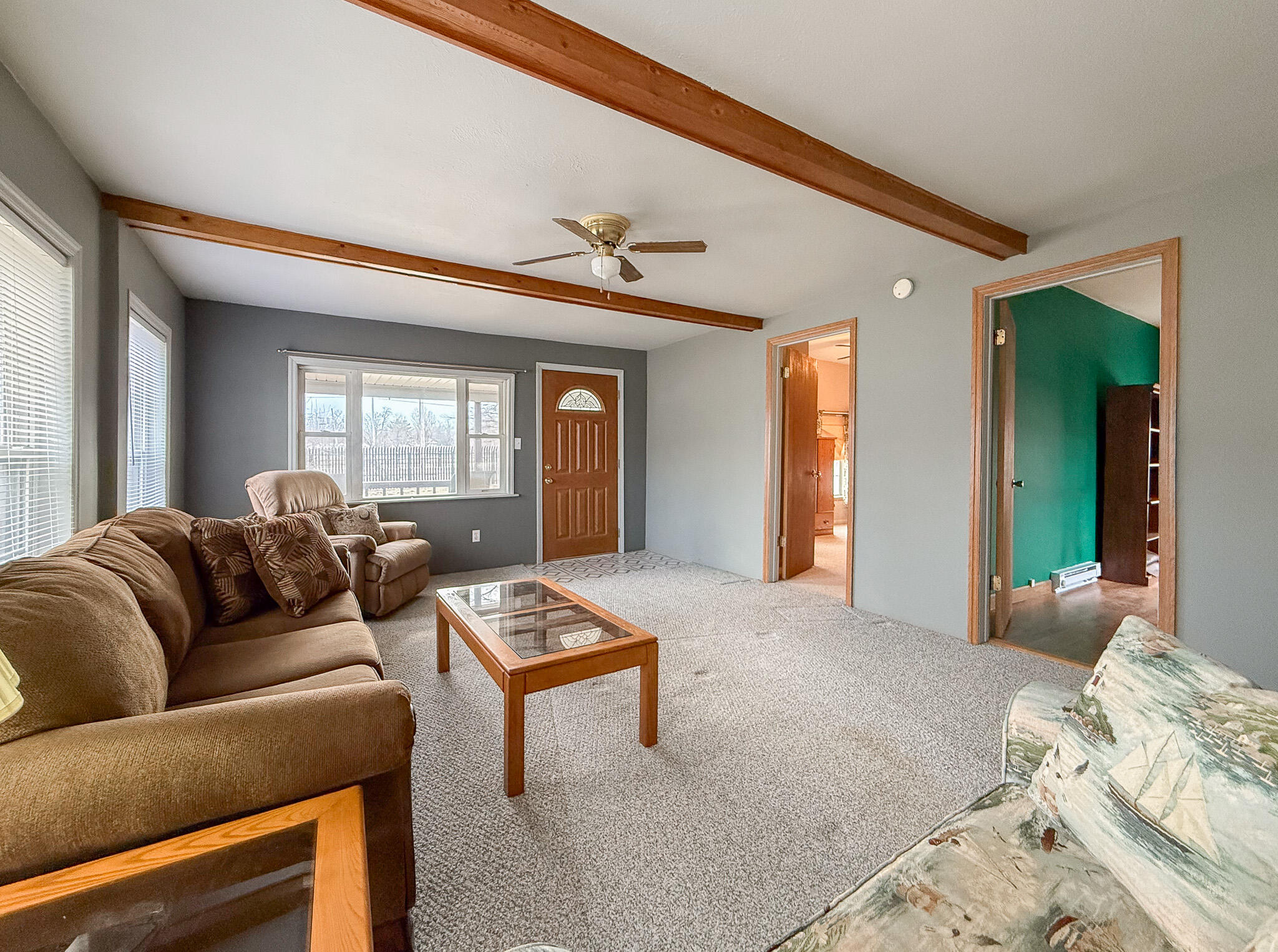 409 W Railroad Street