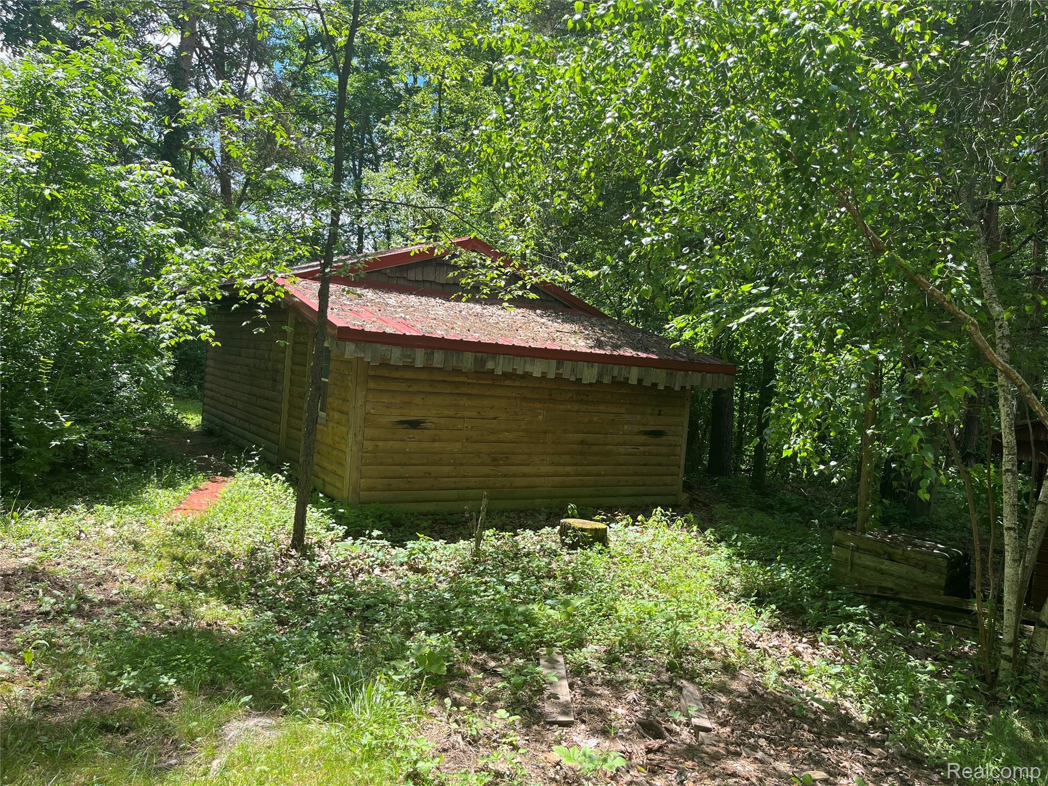 5015 Capac Road
