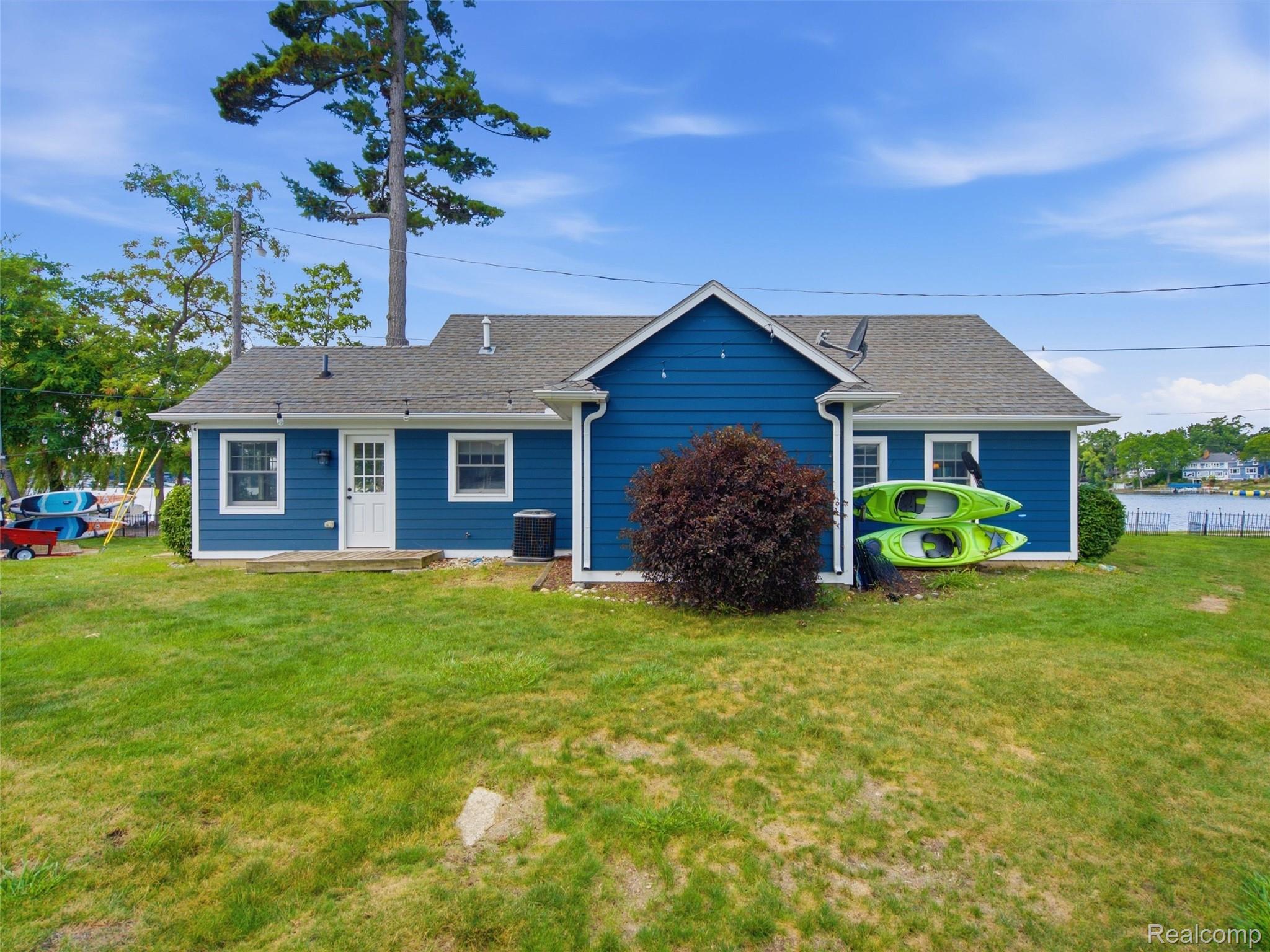 587 Westpointe Court
