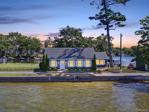Photo of 587 Westpointe Court, Lake Orion Village, MI 48362 (MLS # 20261066798)