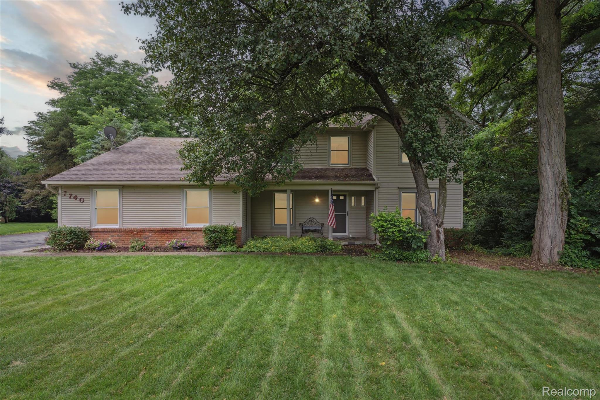 7740 Athlone Drive