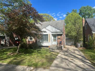 545 Shadowlawn Street Inkster City MI 48141