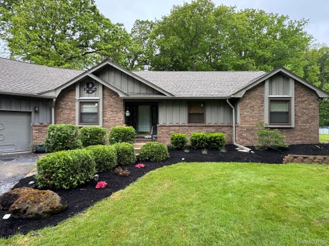 Photo for 37931 Shoreline Drive