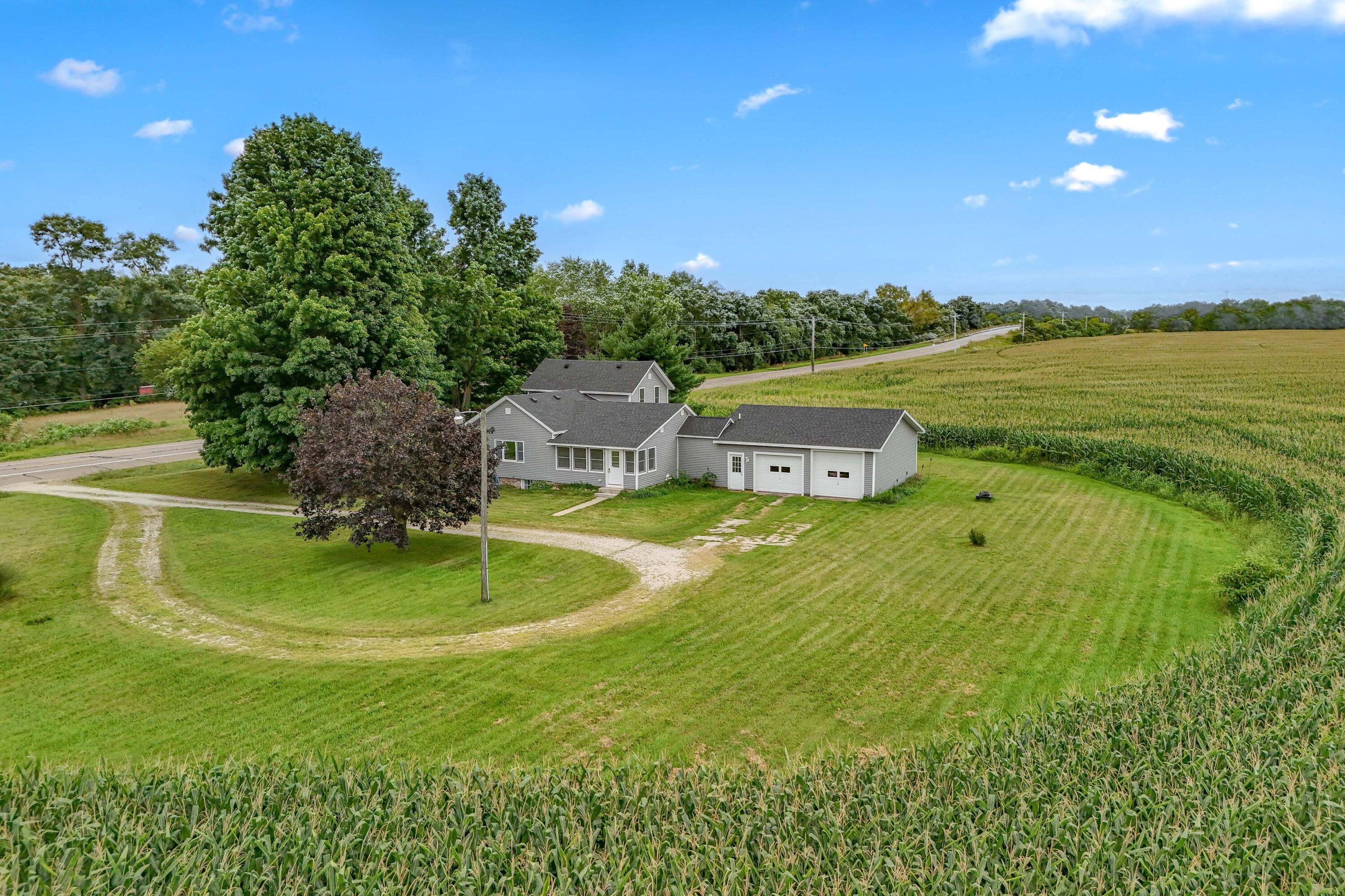 322 W Chicago Road