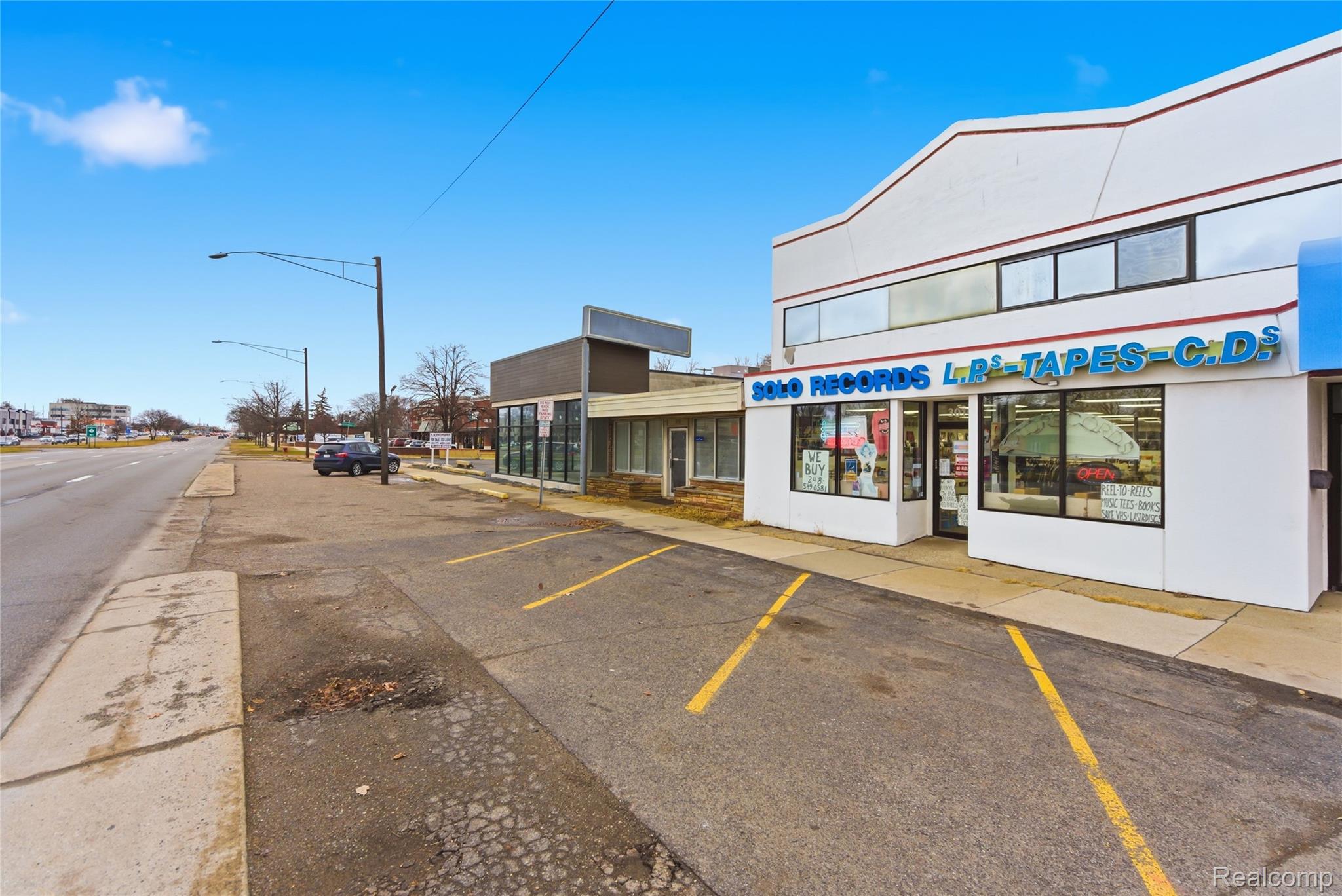 30156 Woodward Avenue