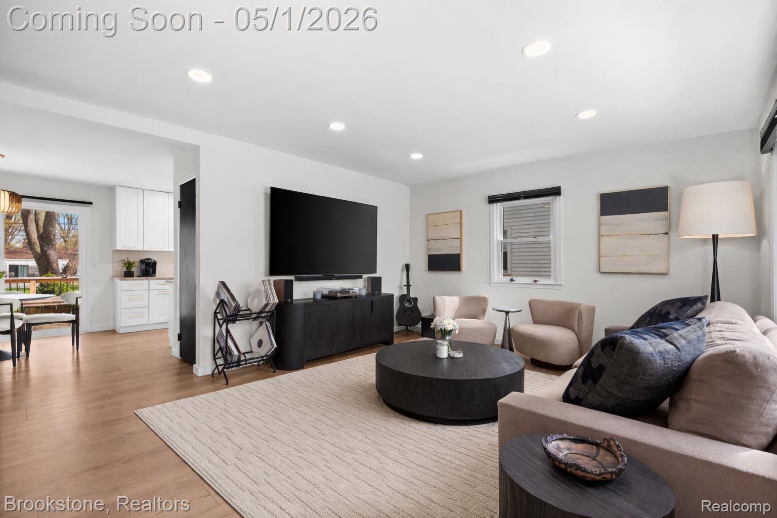 4422 THORNCROFT Avenue