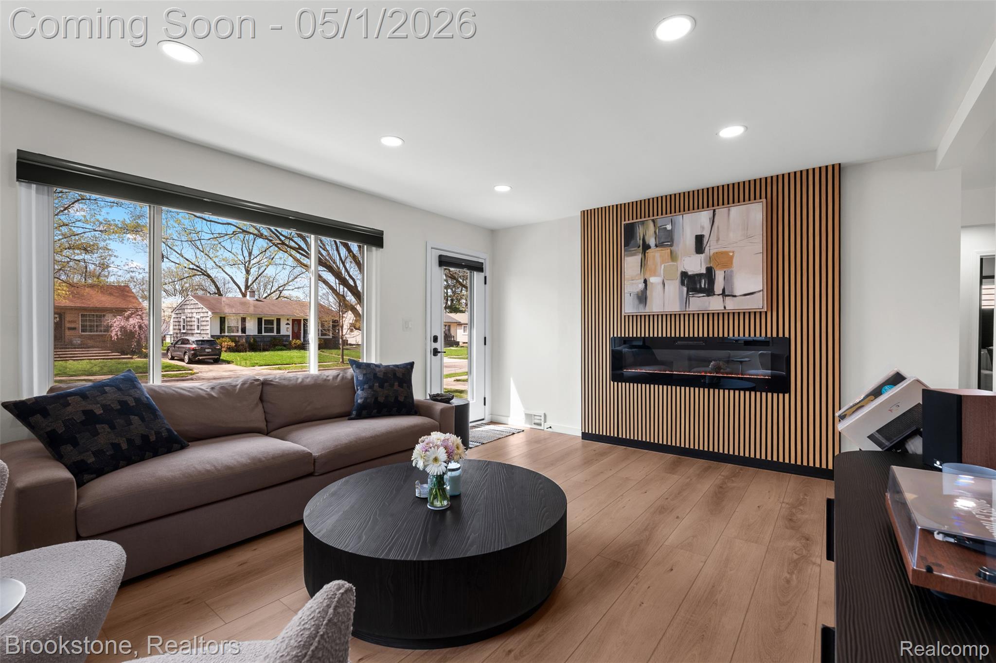 4422 THORNCROFT Avenue