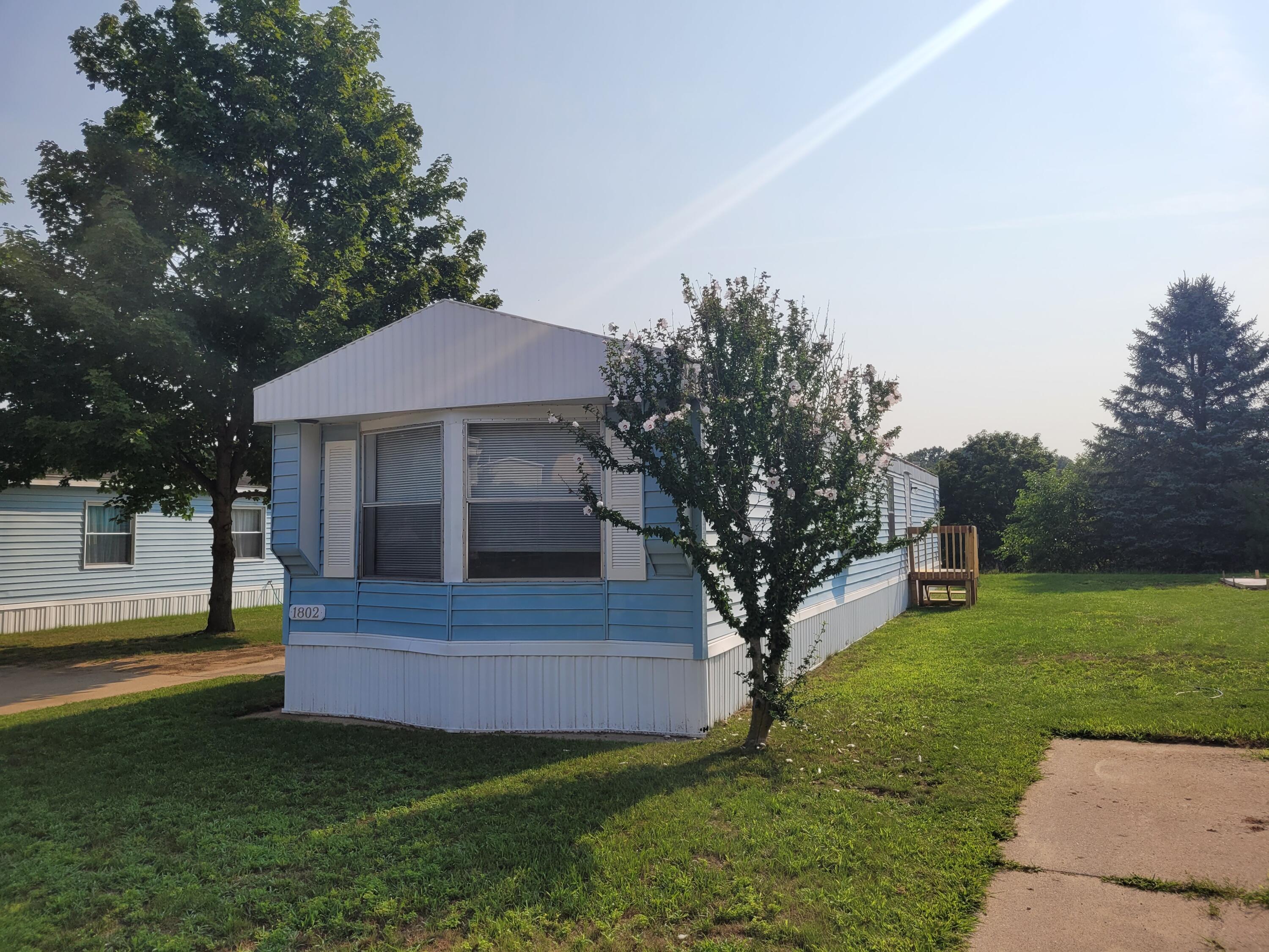 1802 Rhoda Street SE 221