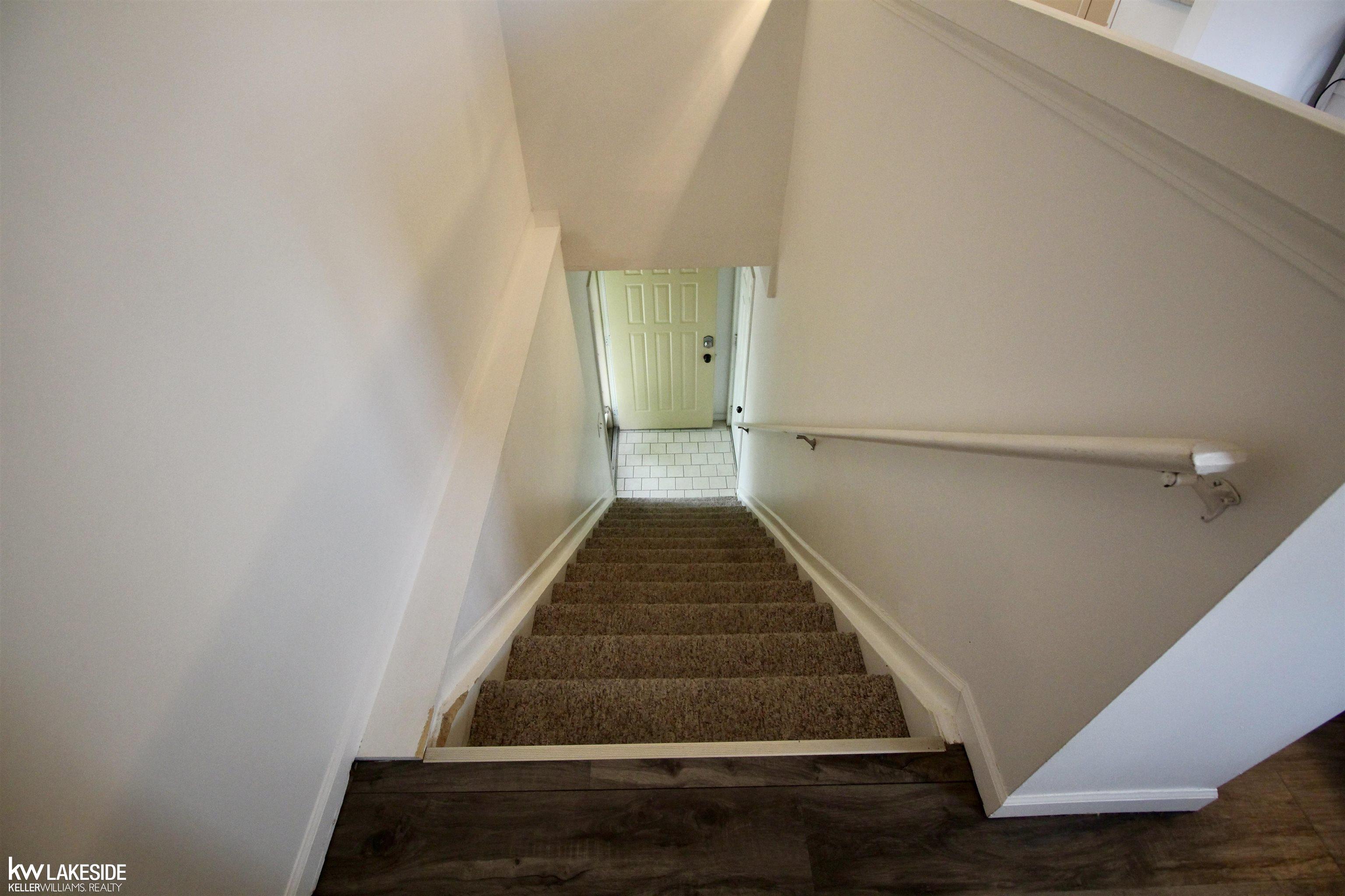 68036 Rosewood Lane