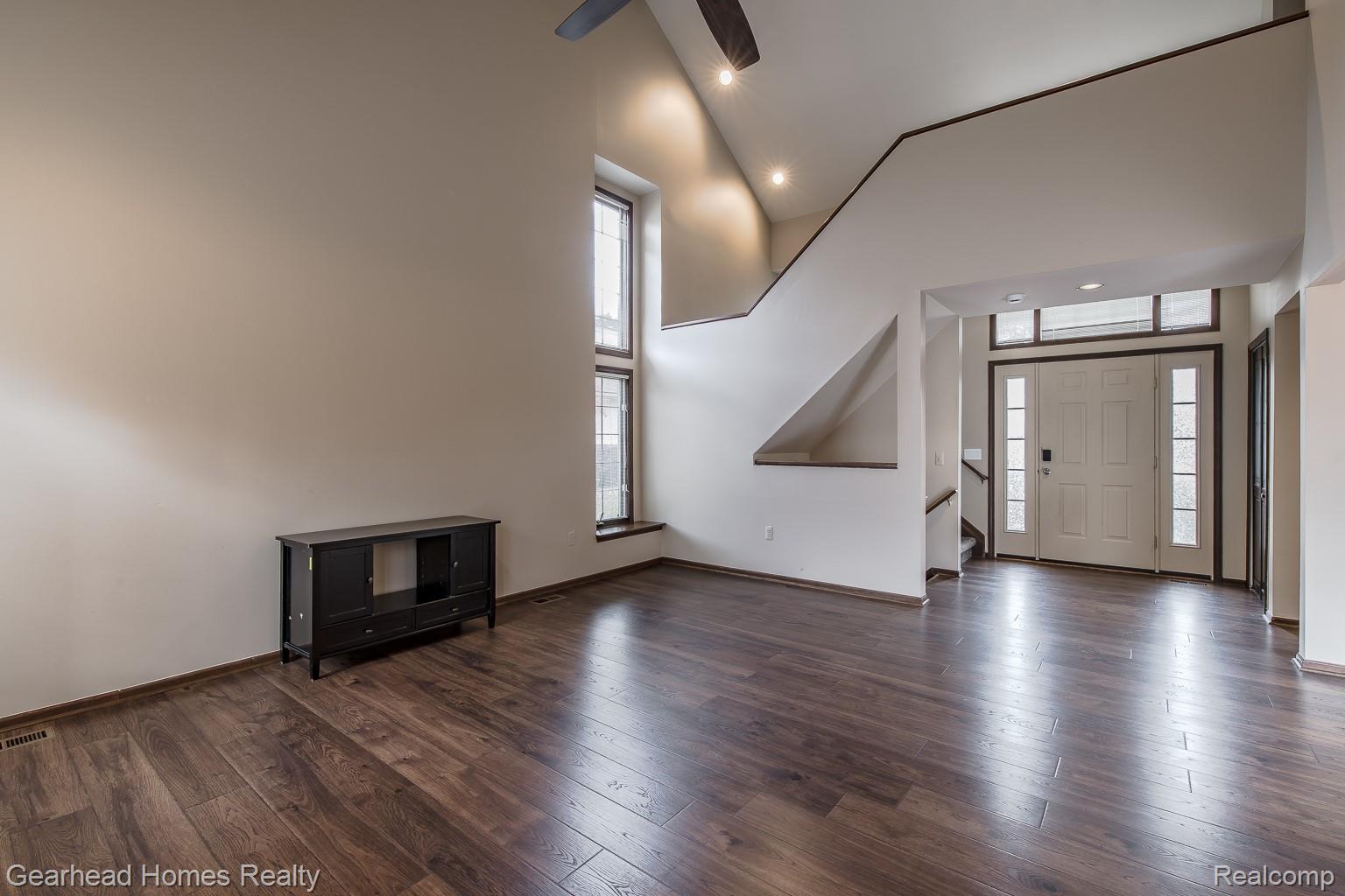 37660 N Laurel Park Drive 66