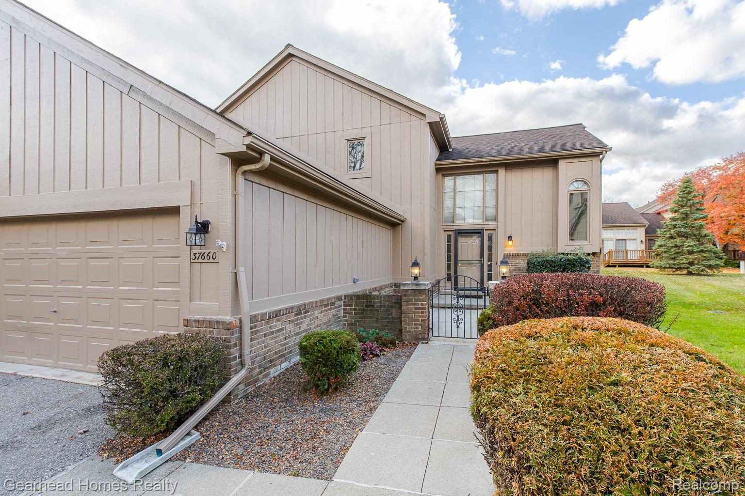 37660 N Laurel Park Drive 66