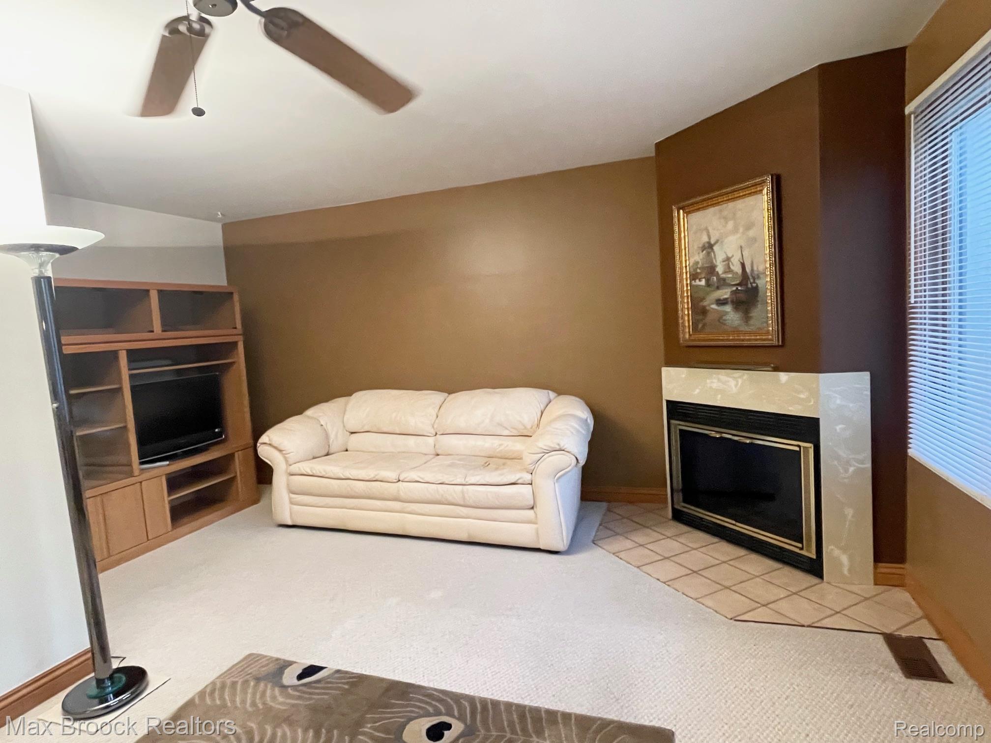 2201 Siboney Court