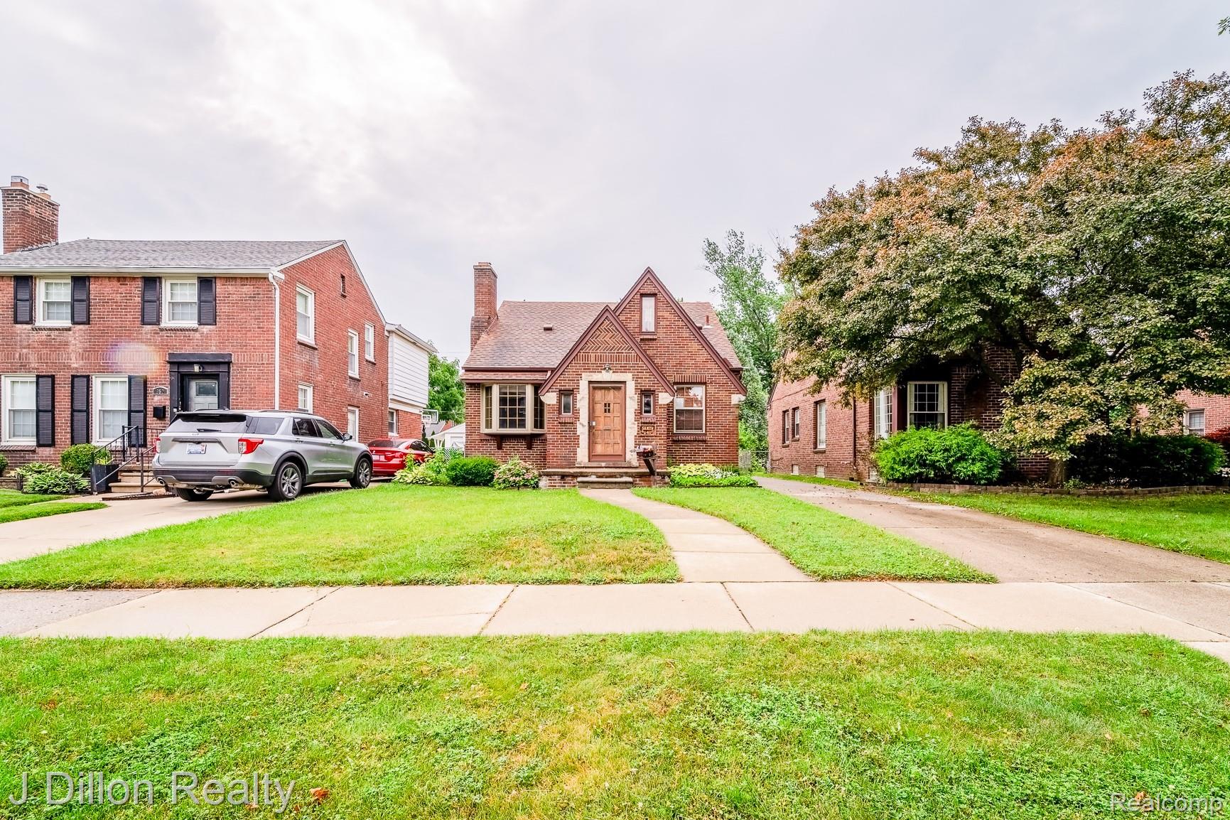 640 N Elizabeth Street