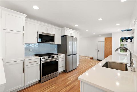 Tiny photo for 39 W Elza Avenue, Hazel Park City, MI 48030 (MLS # 81026023731)