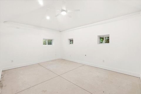 Tiny photo for 39 W Elza Avenue, Hazel Park City, MI 48030 (MLS # 81026023731)
