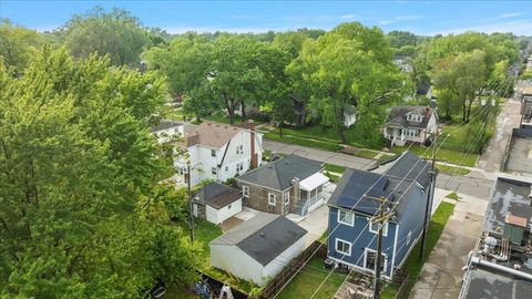 Tiny photo for 39 W Elza Avenue, Hazel Park City, MI 48030 (MLS # 81026023731)