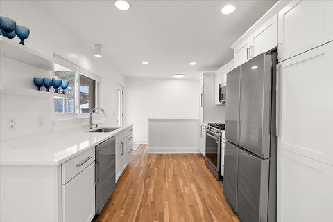 Tiny photo for 39 W Elza Avenue, Hazel Park City, MI 48030 (MLS # 81026023731)