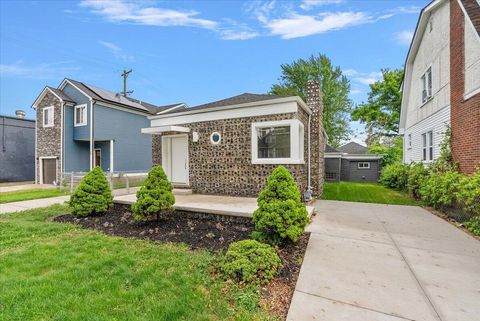 Tiny photo for 39 W Elza Avenue, Hazel Park City, MI 48030 (MLS # 81026023731)