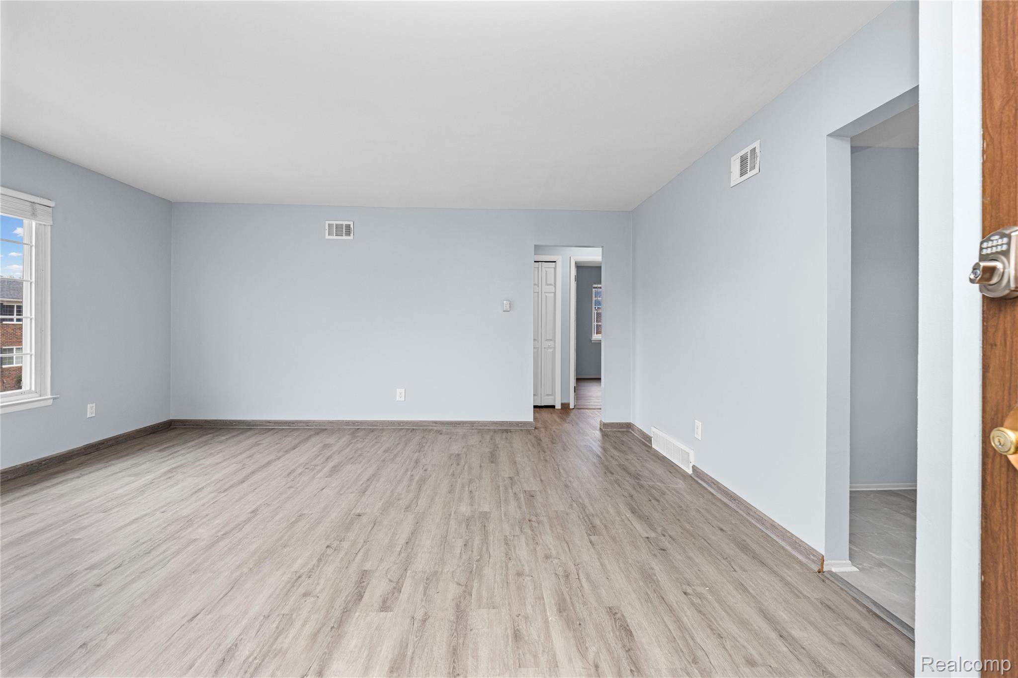 25325 Shiawassee Circle 203