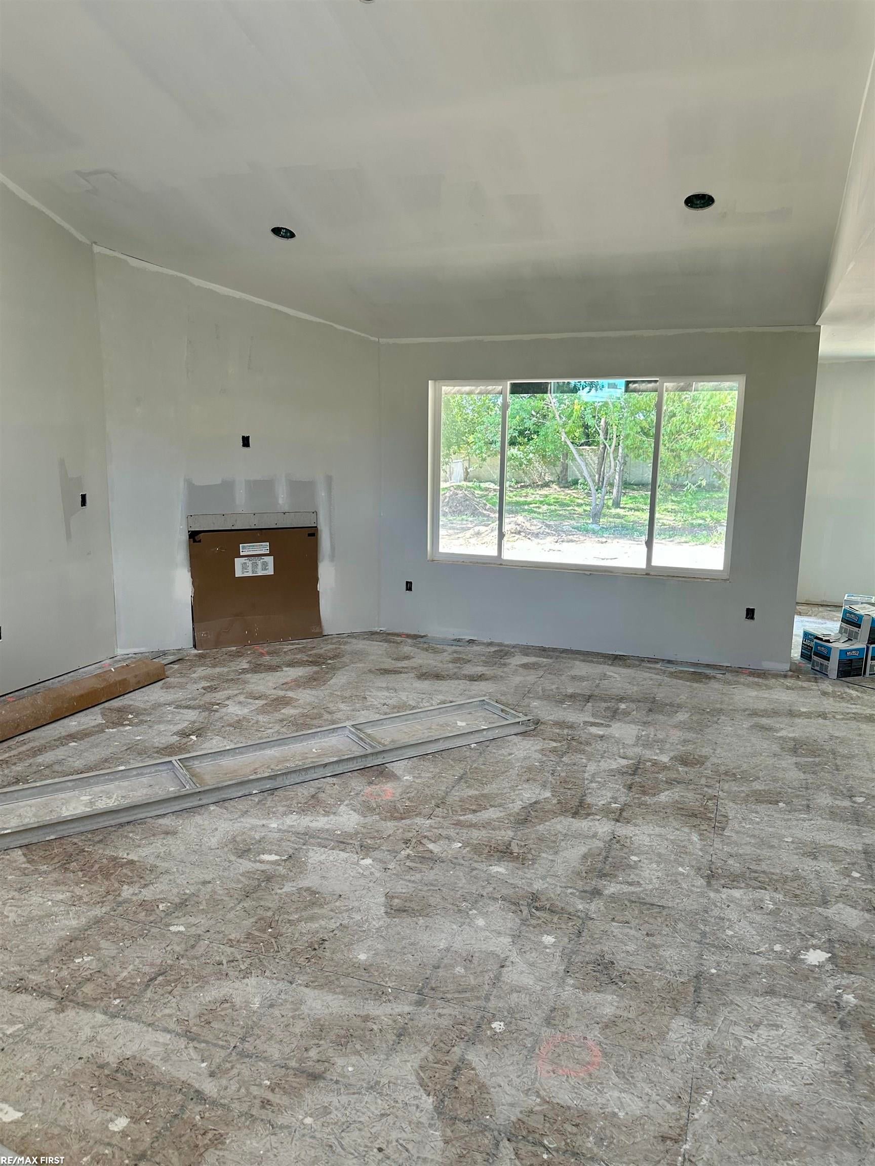 45215 Fairchild Road