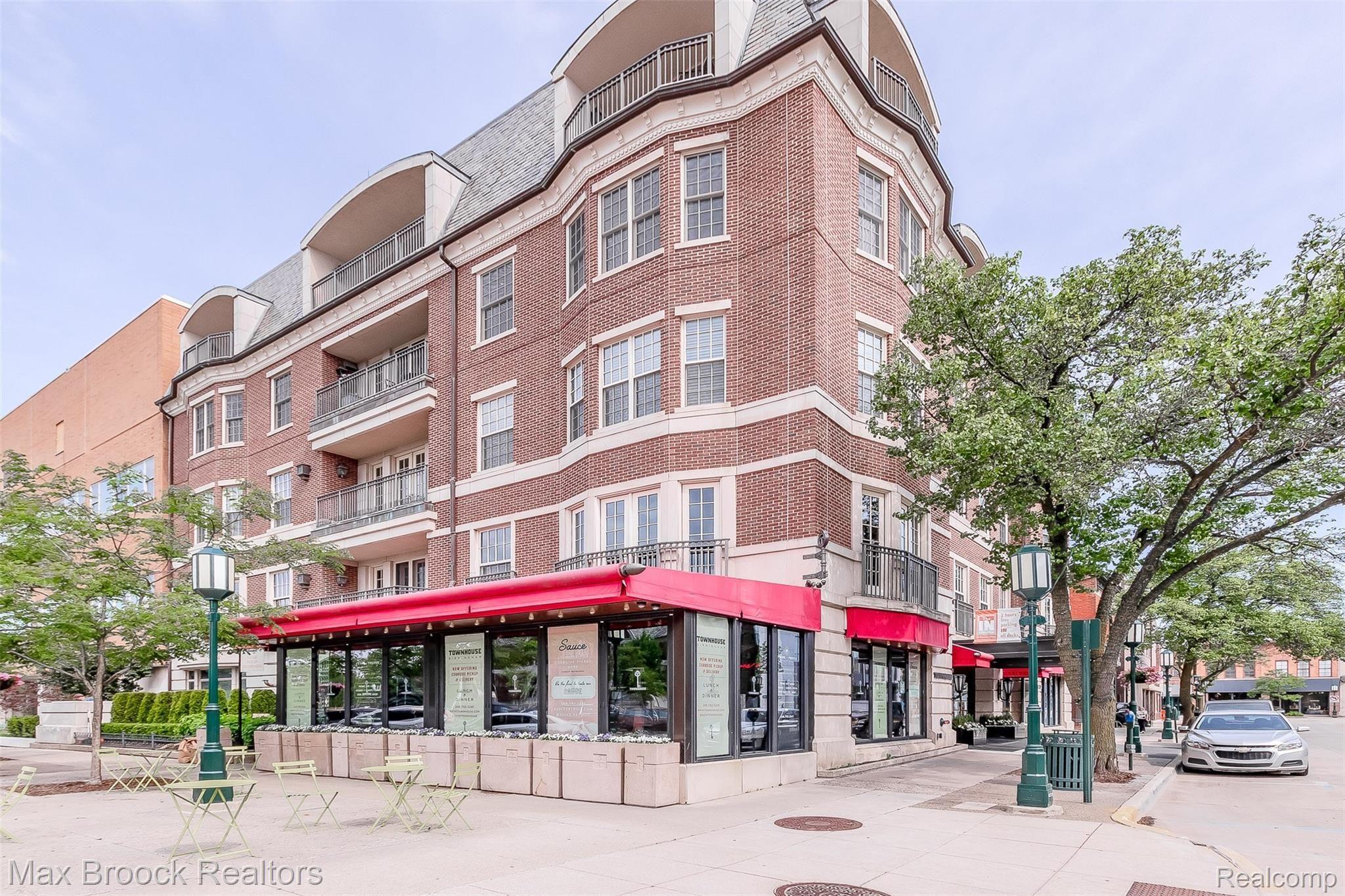 180 PIERCE ST UNIT 4